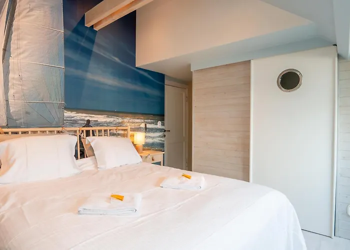 Дом отдыха Family House With Sauna Close To The Sea Остенде