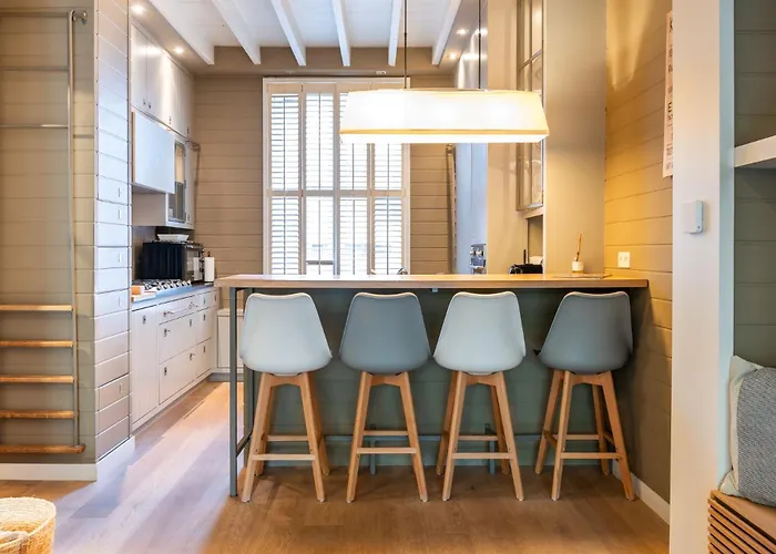 Дом отдыха Family House With Sauna Close To The Sea Остенде