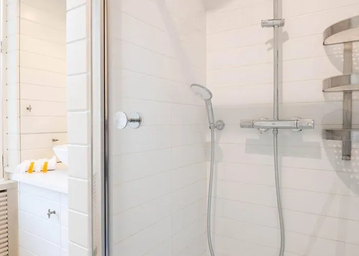 Дом отдыха Family House With Sauna Close To The Sea *