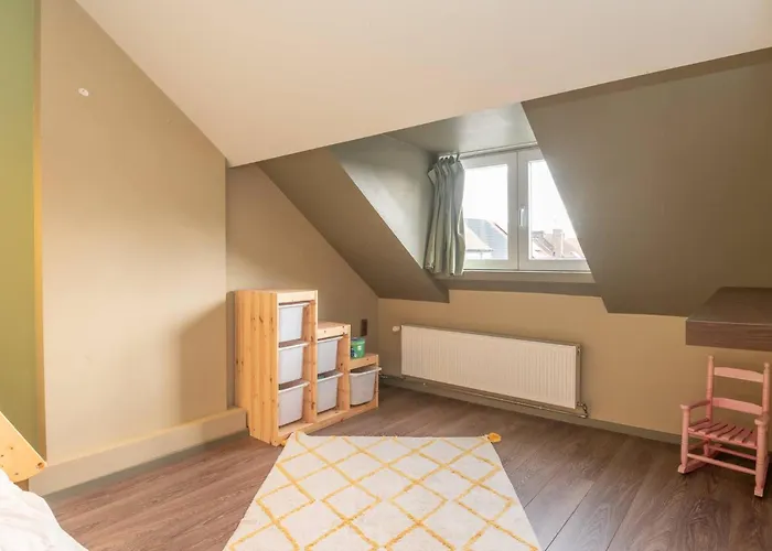 Family House With Sauna Close To The Sea * Остенде